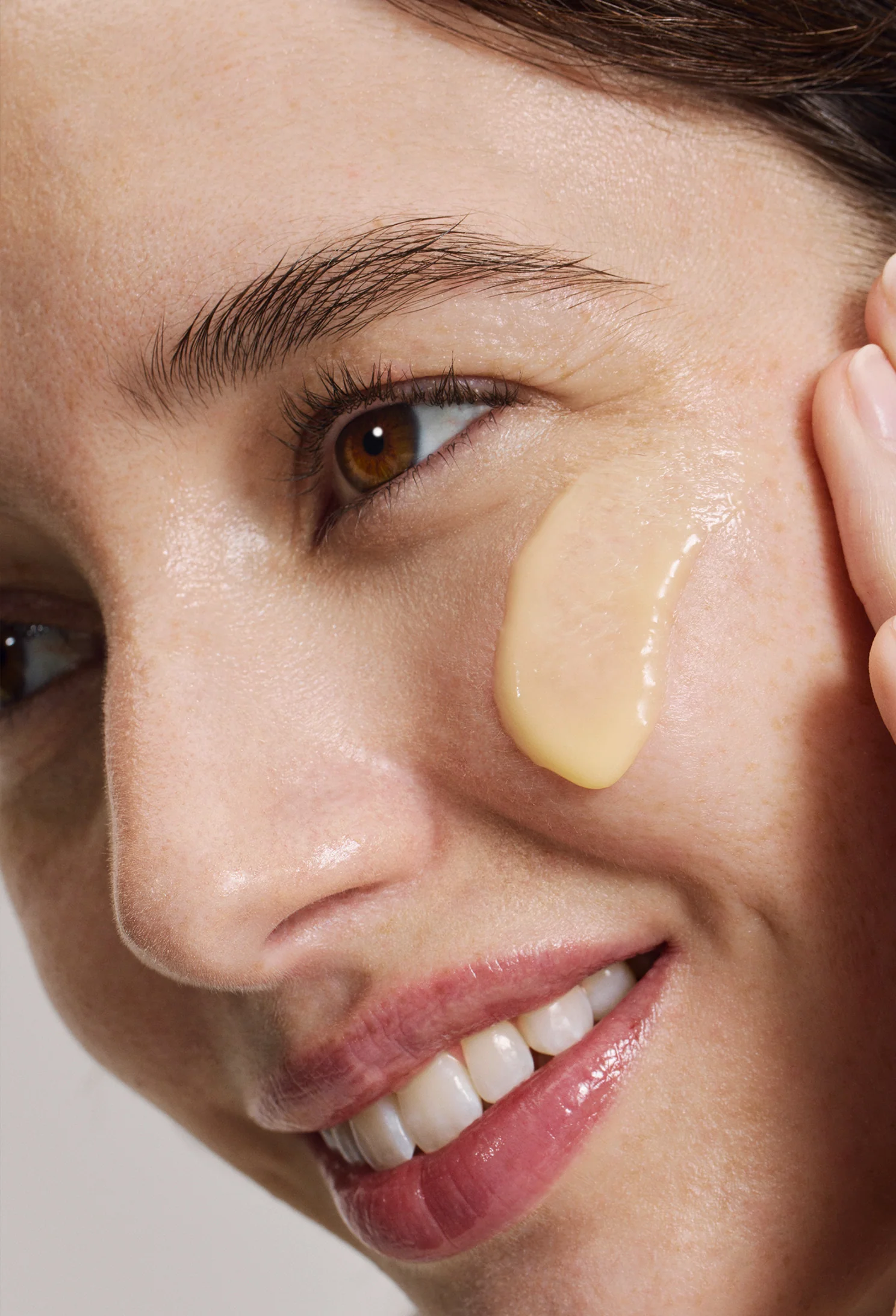 Glow By Nature Vitamin C 3in1 Creme - Image 2