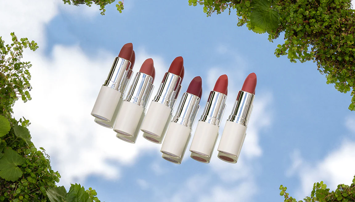 Velvet Matt Lipstick -Royal Cassis 06- - Image 2